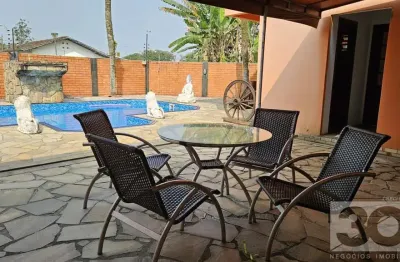 Casa para venda em joinville, bucarein, 4 dormitórios, 2 suítes, 5 banheiros, 2 vagas
