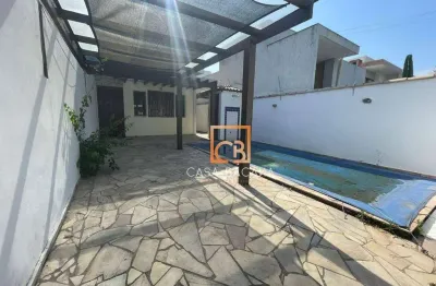 Casa com 5 dormitórios, 220 m² - venda por r$ 680.000,00 ou aluguel por r$ 3.870,00/mês - nova são pedro - são pedro da aldeia/rj