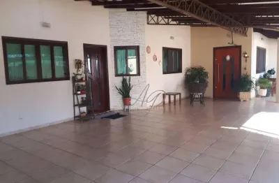 Casa com 3 dormitórios, sendo 1 suíte, modulados, garagem para 3 carros, à venda, 202 m² por r$ 636.000 - wanel ville