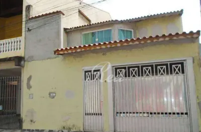 Casa com 3 dormitórios à venda, 225 m² por R$ 630.000,00 - Jardim Márcia - Suzano/SP
