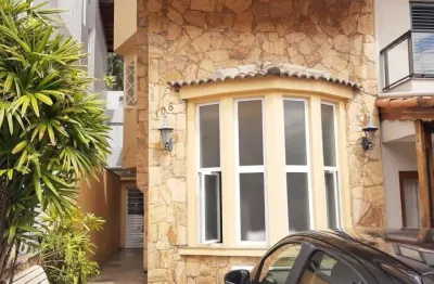 Casa de condomínio a venda, 4 dorms, 3 vagas no morumbi sul.
