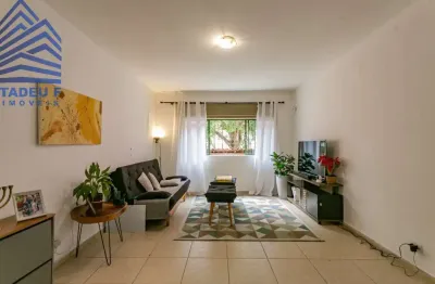 Sobrado à venda, 3 dorms, 1 suíte, 2 vagas no Jardim Aeroporto