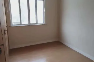 Casa com vista espetacular a venda com 200 m2 c 3 quartos e 1 suíte na penha - rio de janeiro - rj