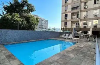 Cobertura duplex para aluguel tem 145 m2 3 quartos duas suítes em praça seca