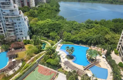 Esplendorosa cobertura no peninsula com vista indevassável 4 suítes mais dependência completa de empregada além de piscina e hidro