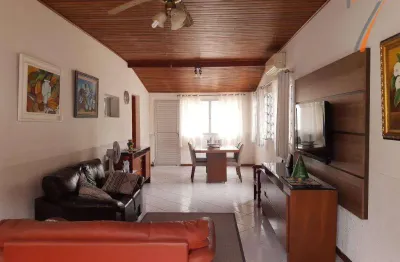 Casa com 2 dormitórios à venda, 120 m² por r$ 1.300.000,00 - centro - são josé/sc