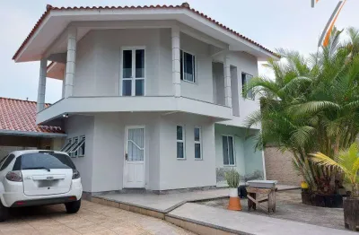 Casa com 3 dormitórios à venda, 120 m² por R$ 800.000,00 - Flor de Napolis - São José/SC