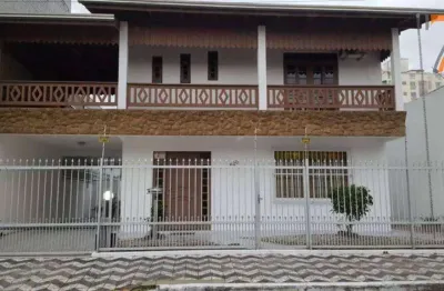 Casa com 4 dormitórios à venda, 196 m² por r$ 4.250.000,00 - centro - balneário camboriú/sc