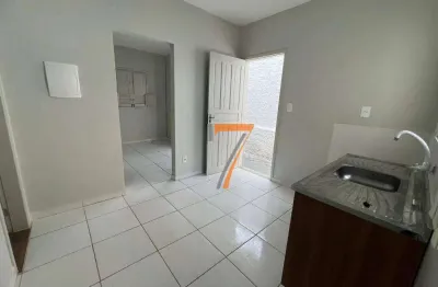 Casa com 2 dormitórios para alugar, 60 m² por r$ 2.600,01/mês - estreito - florianópolis/sc