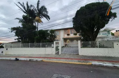 Casa com 5 dormitórios, 458 m² - venda por r$ 4.800.000,00 ou aluguel por r$ 15.300,00/mês - jardim atlântico - florianópolis/sc