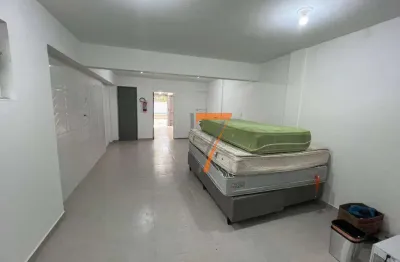 Loja para alugar, 40 m² por R$ 1.830,00/mês - Campinas - São José/SC