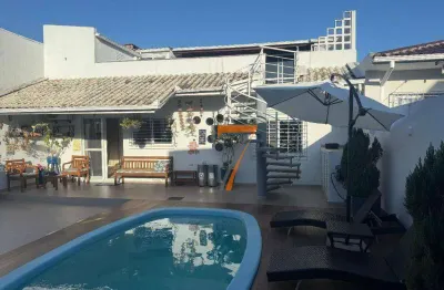 Casa com 3 dormitórios à venda, 163 m² por r$ 2.950.000,00 - balneário - florianópolis/sc