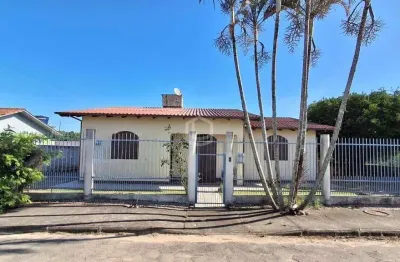 Casa com 3 quartos à venda no Jardim Elizabete, Içara 