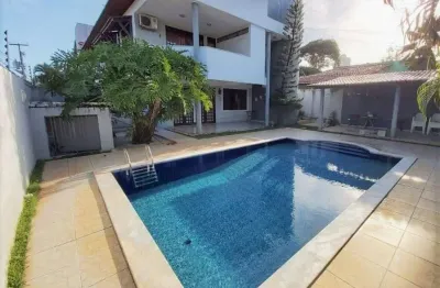 Casa em capim macio com 560m² 4suites lazer privativo