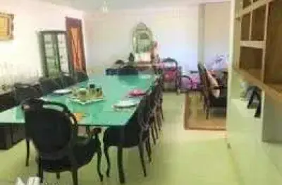 Excelente localização no tirol - apartamento com 196m² - aberto a negociação
