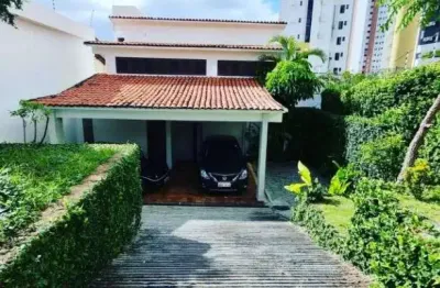 Casa à venda com 3 suítes, 220m² no valor de r$ 600.000,00