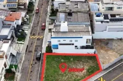 More com qualidade de vida: lote de esquina em condomínio fechado em natal