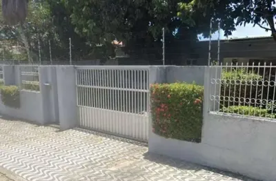 Casa com 3 quartos para alugar na Rua Professor Paulo Pinheiro Galvão, 2959, Capim Macio, Natal