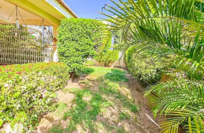 Casa  à venda na Av. Antônio Basílio – Nova Descoberta – Natal/RN