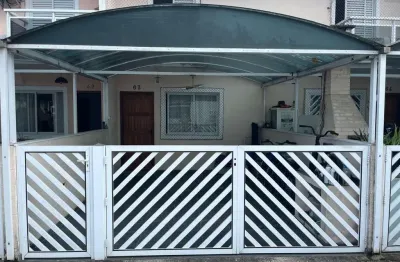 Sobrado para Venda em São Vicente, Vila Voturua, 2 dormitórios, 2 banheiros, 1 vaga