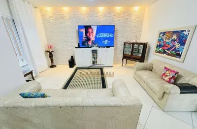 Casa para Venda em Praia Grande, Tupi, 4 dormitórios, 2 suítes, 3 banheiros, 4 vagas