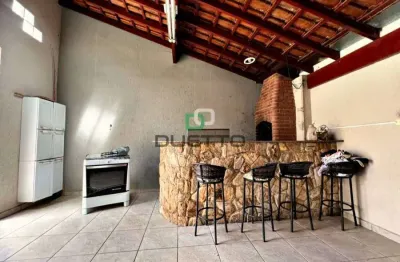 Casa com 3 quartos à venda na Vila Bertini, Americana 