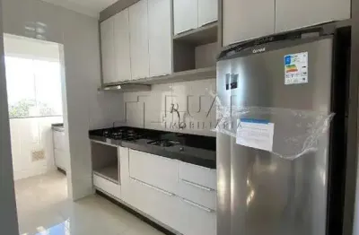 Apartamento com 56m² privativos semimobiliado à venda no bairro rau
