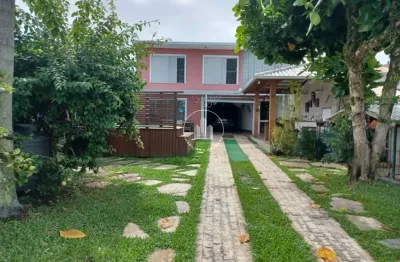 Casa com 3 quartos à venda na Rua Santa Isabel, 95, Barreiros, São José