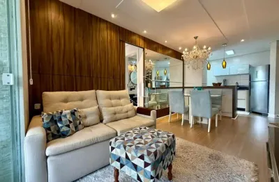 Apartamento 2 Quartos com 1 Suíte e 66m² - Costeira do Pirajubaé