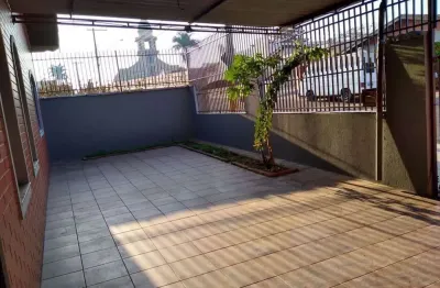 Casa com 3 quartos à venda no Centro, Tietê 