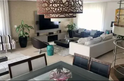 Casa de condomínio campo belo com 6 quartos sendo 4 suites, 6 vagas, 436m²