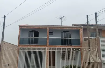 Lindo sobrado,3 quartos c/ suíte , tendo 160 m² com churrasqueira , no cic