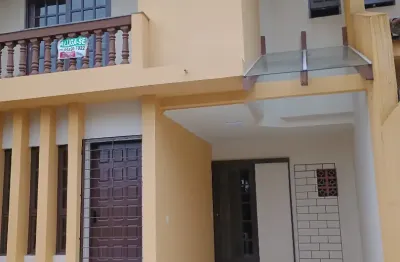 Excelente sobrado com 03 quartos, suite, sacada, garagem 2 vagas