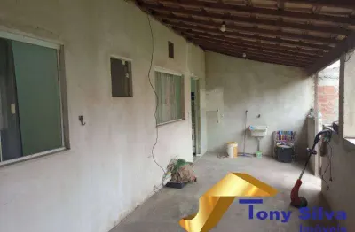 Excelente oportunidade, casa com um terreno á venda no monte alto!