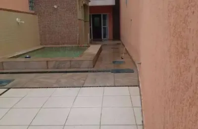 Excelente casa  independente de 3 quartos  no  parque central!!!