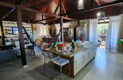 Casa com 154m² averbados e total de 332m² com m² no boa vista  à venda, por r$ 779.900,00- joinville/sc
