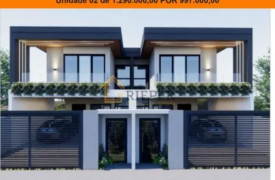 Imperdível oportunidade: sobrado geminado a venda em joinville-sc, bairro glória, 3 quartos, 1 suíte, 4 vagas, 208,68m²!
