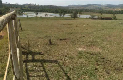 Oportunidade única em caldas/mg: sítio de 22 alqueires com muita água e permuta facilitada!