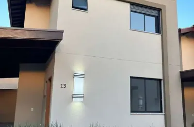 Lindo sobrado no condomínio vila dos pássaros - área privativa 138 m²