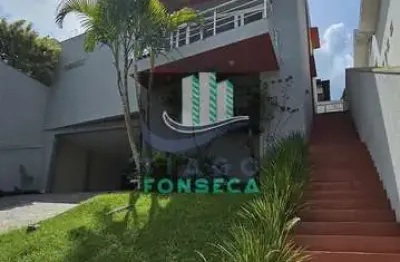 Sobrado triplex à venda no condomínio real park - vila oliveira
