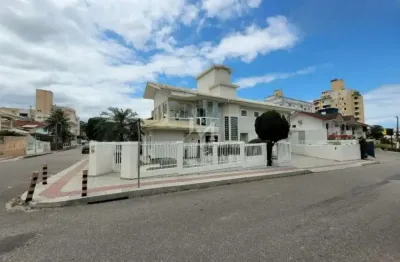 Casa com 4 quartos à venda na Rua Varese, Pagani, Palhoça