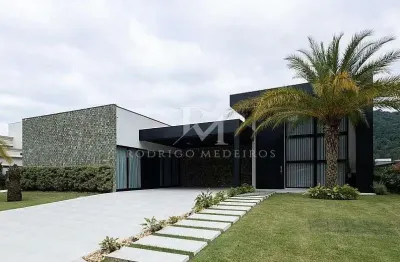 Casa em condomínio fechado com 4 quartos à venda na Rua 137, Casa Branca, Itapema