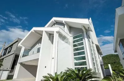 Casa 5 suítes, mobiliada, piscina e jardim - ariribá/bc