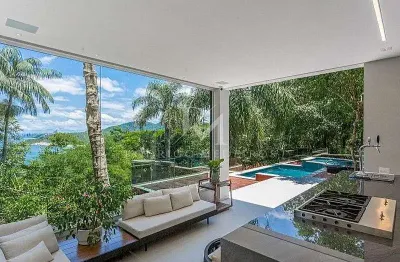 Casa 4 suítes, piscina, vista para o mar -  praia do estaleiro/bc