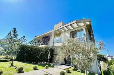 Casa 4 dormitórios (3 suítes), mobiliada - itajaí/sc