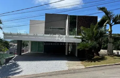 Casa à venda com 4 suítes na barra, balneário camboriú/sc – vista para o mar
