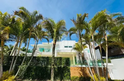 Casa à venda em jurerê internacional, florianópolis, a 50m do mar