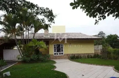 Casa com 3 suítes e lareira à venda – 151m² privativos
