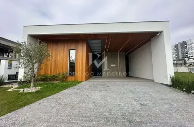 Casa à venda em pedra branca, palhoça – 3 suítes e piscina