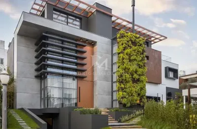 Casa à venda no porto riviera — 5 suítes, rooftop e piscina aquecida